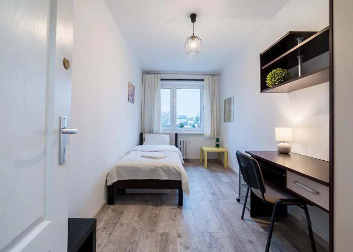 Grunwald Spacious By Bookinghost *