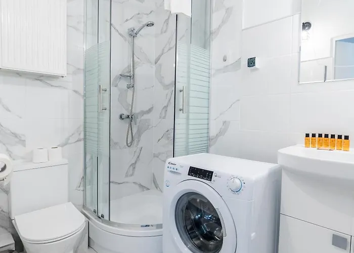 Apartment Grunwald Spacious By Bookinghost *