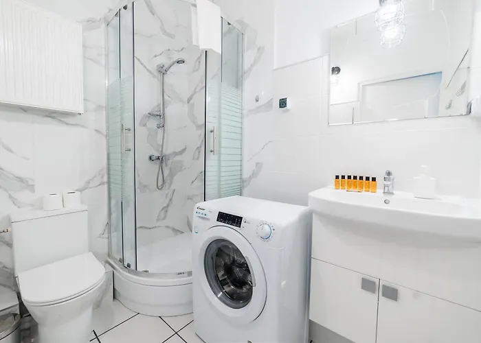 Grunwald Spacious By Bookinghost Posen